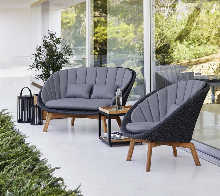 Dark grey shop lounge chair