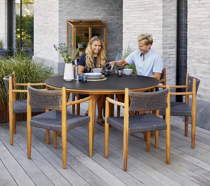 Outdoor teak online round dining table